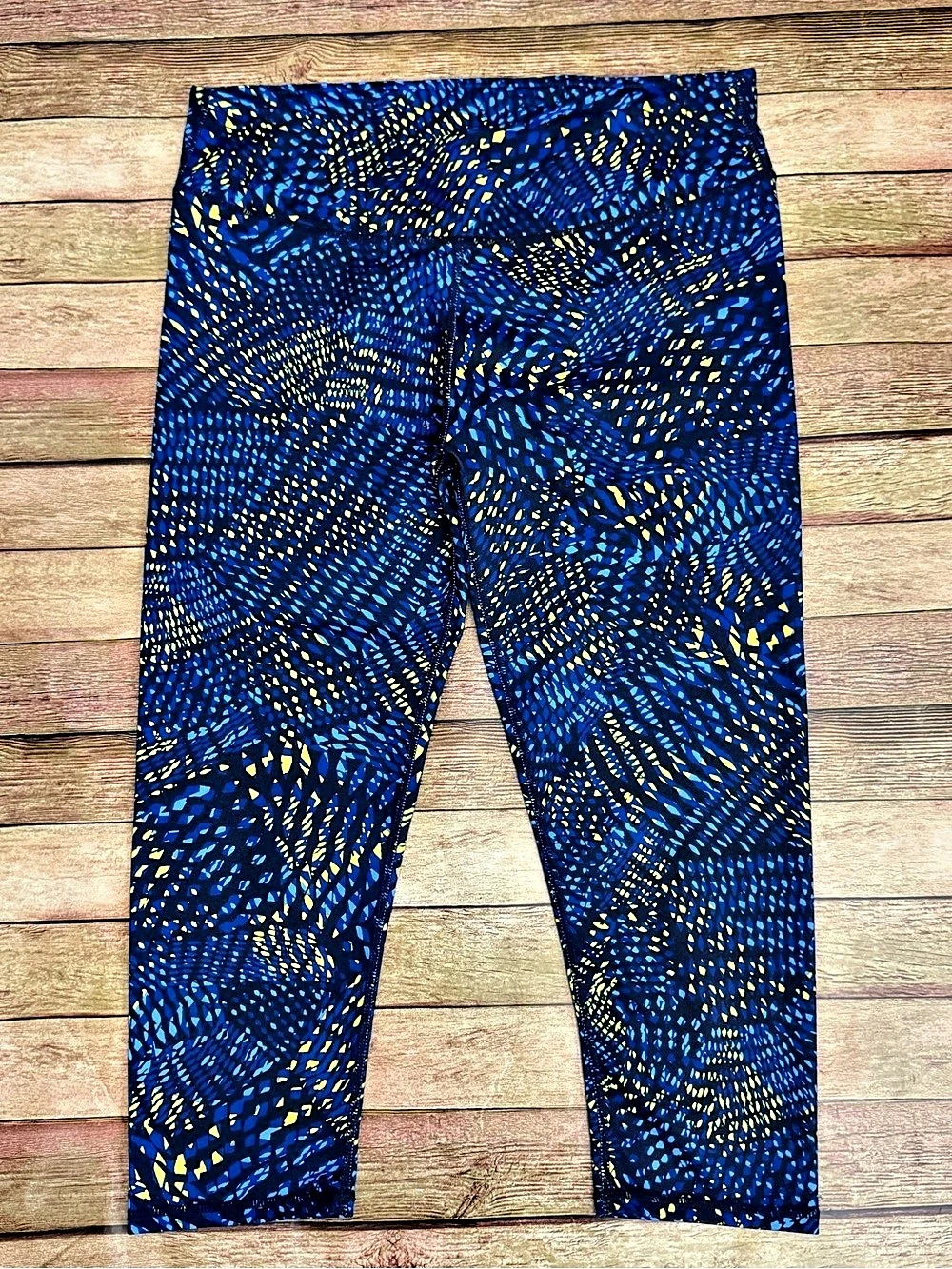 Fabletics Abstract Print Leggings in Blue & Yellow Large Like New